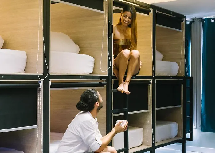 Vandrarhem U-nit Park *