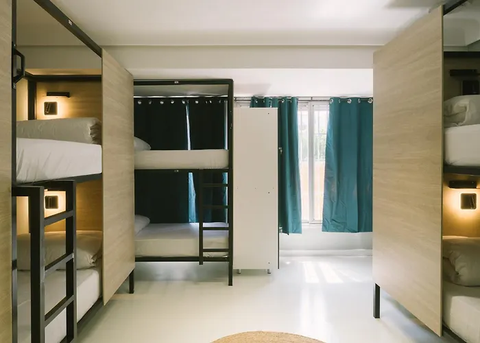 Vandrarhem U-nit Park *