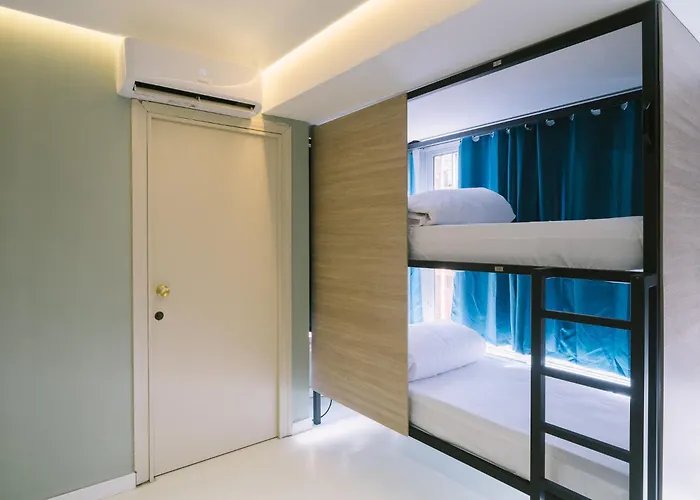 Vandrarhem U-nit Park *