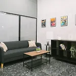 U-nit Park Hostel