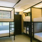 U-nit Park Hostel *