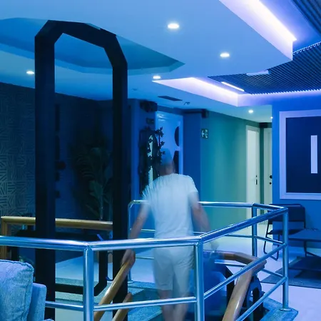 بيت شباب U-nit Park فالنسيا