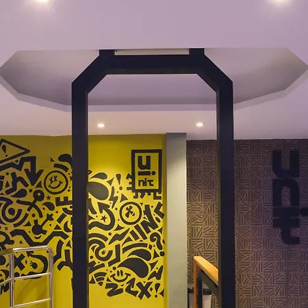 بيت شباب U-nit Park *